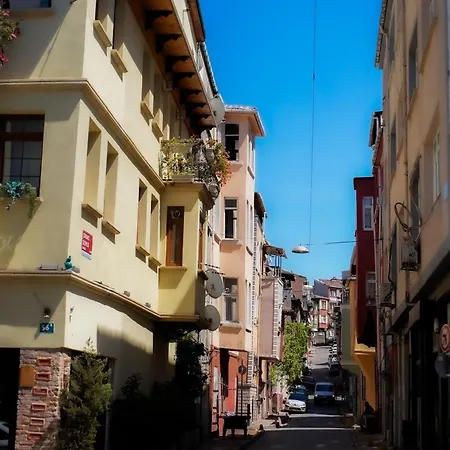 Balat Side Lägenhetshotell