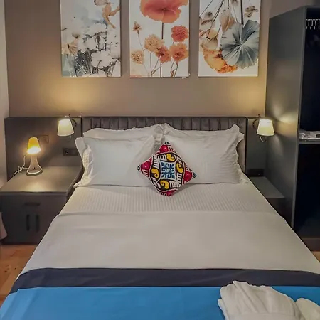 Balat Side イスタンブール