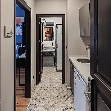 Balat Side Aparthotel 4*