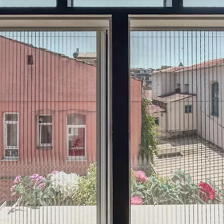 Balat Side Apart Otel