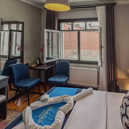 Balat Side 4* Istanboel