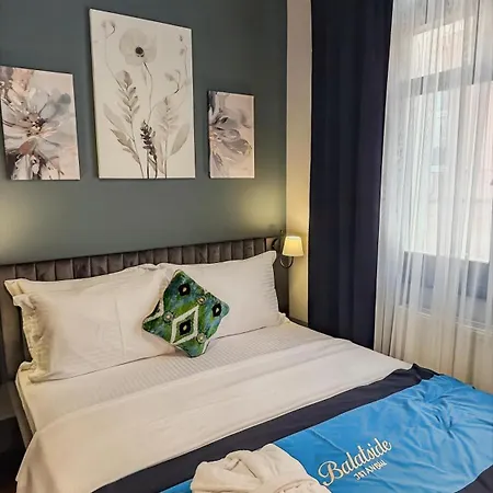 Balat Side Стамбул